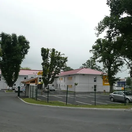 Hotel Première Classe Bizanos 2*
