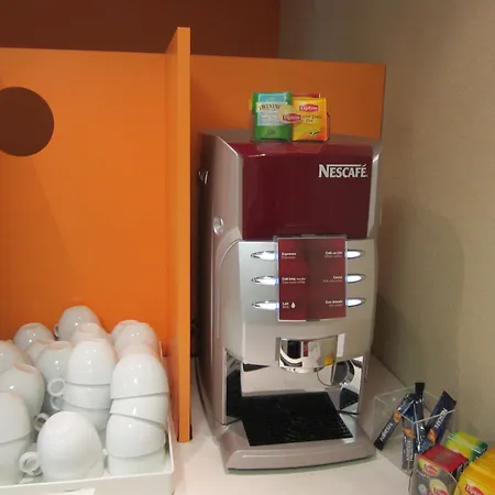 Premiere Classe Est-bizanos Hotel 2*