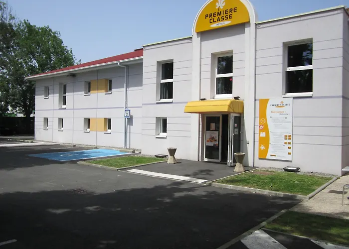 Premiere Classe Est-bizanos 2* Pau