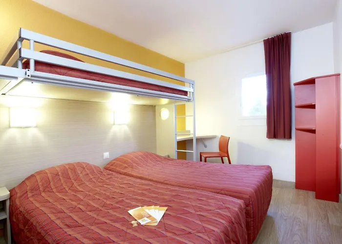 Premiere Classe Est-bizanos 2* Pau