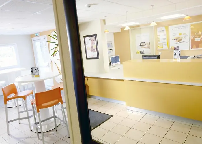 Premiere Classe Est-bizanos Hotel 2*