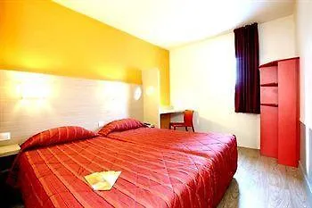 Premiere Classe Est-bizanos